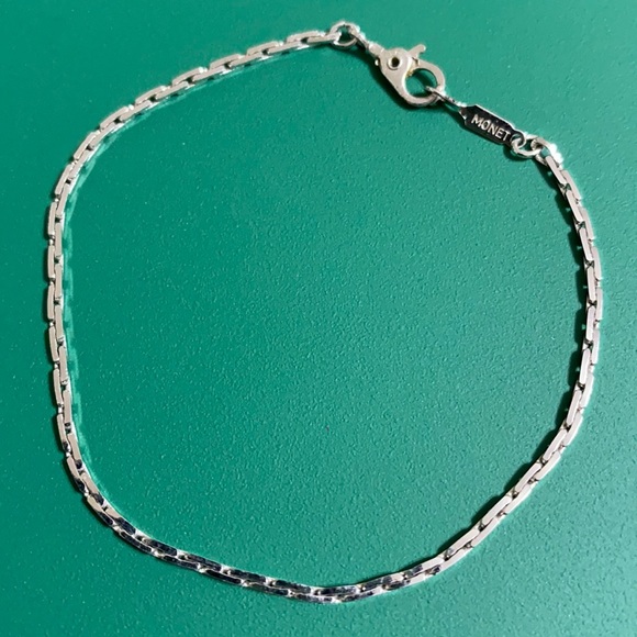 🖤MONET bracelet